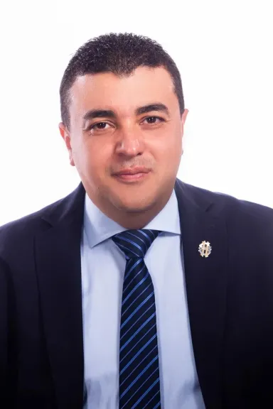 شادي الكومي