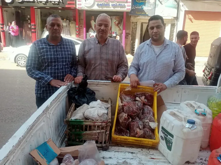 جانب من متابعه 
