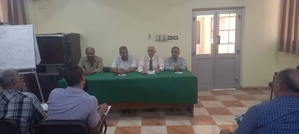 جانب من متابعه 