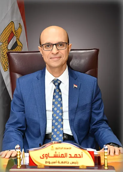 جانب من متابعه 