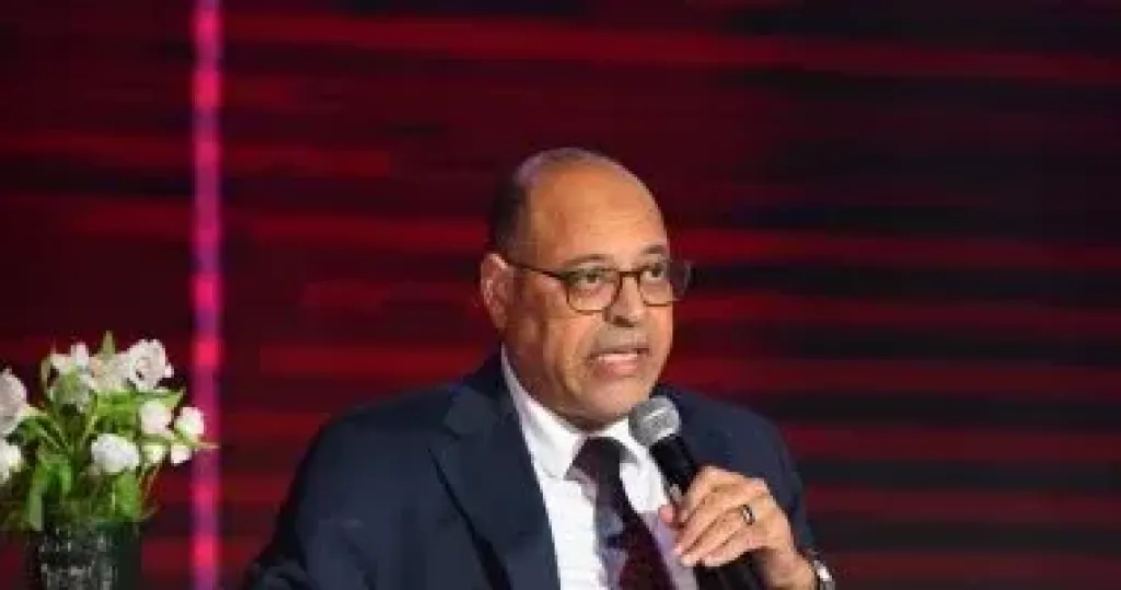 وزير العمل 