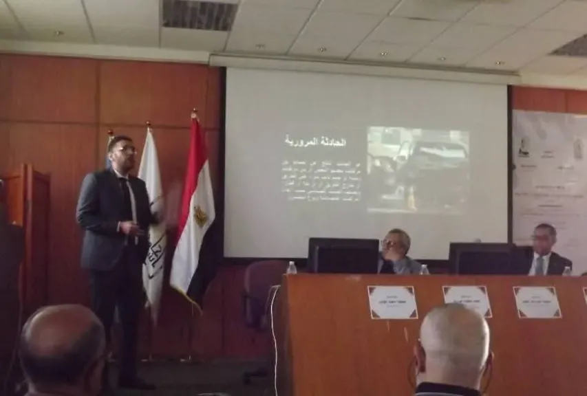 جانب من متابعه 
