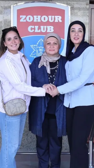 سيدات الزهور