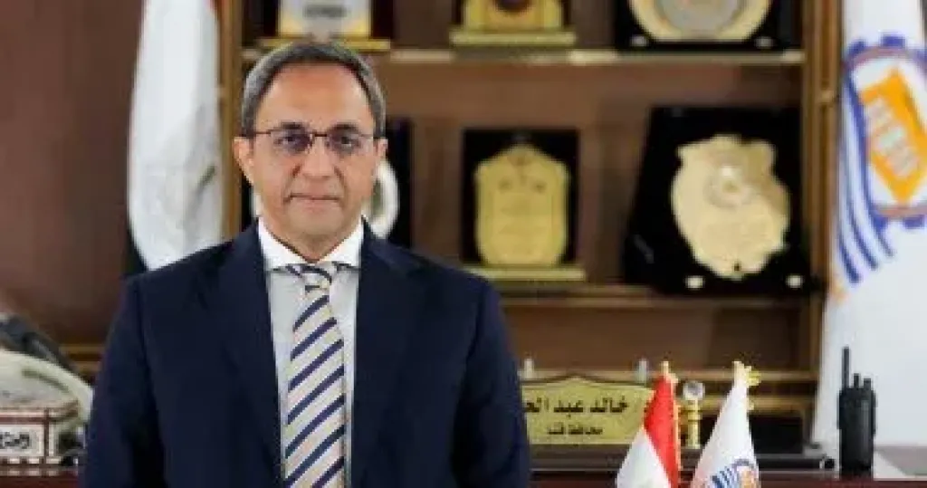 الدكتور خالد عبد الحليم محافظ قنا