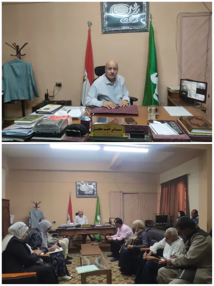 جانب من احد الاجتماعات 