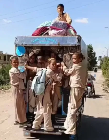 معاناه طلاب المدارس اليومية 