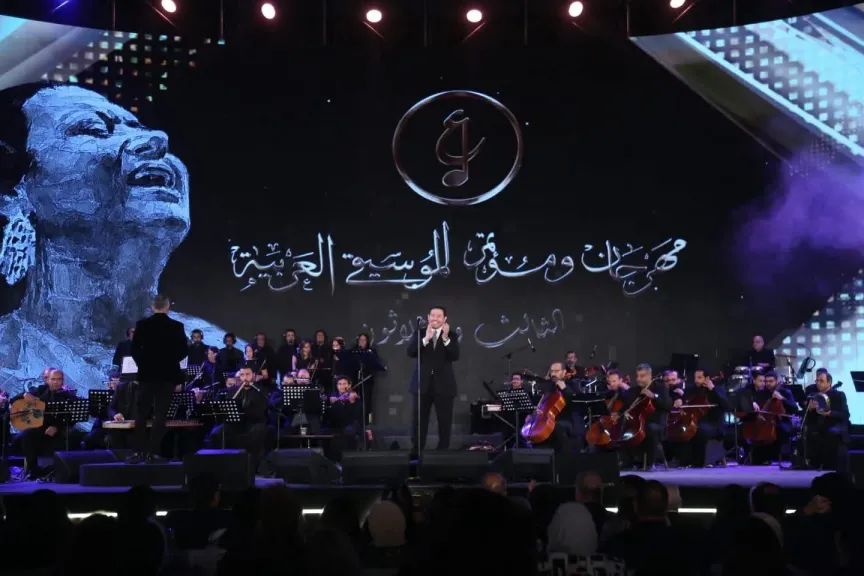 هاني شاكر يفاجئ جمهور مهرجان الموسيقى العربية بأغنية جديدة