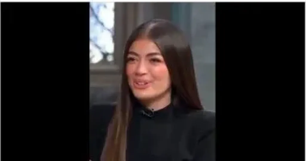  ليلى أحمد زاهر 