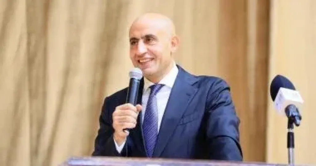 وزير التربية والتعليم 