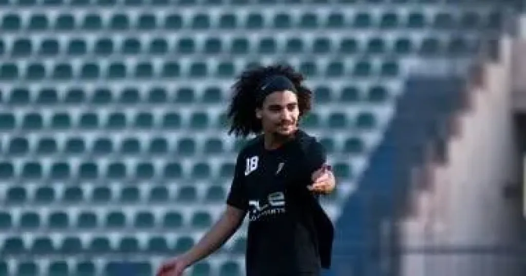 آدم كايد 