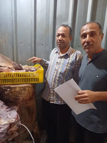 جانب من متابعه 