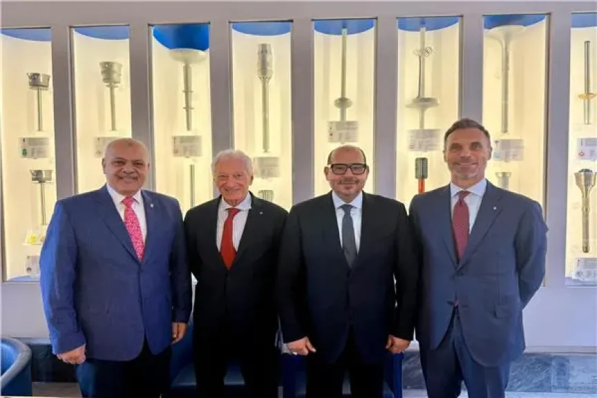  جانب من توقيع البروتوكول