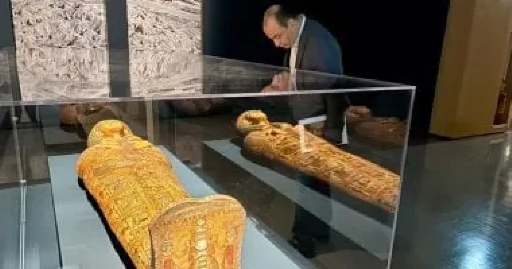 جانب من المعروضات بمعرض كنوز الفراعنة
