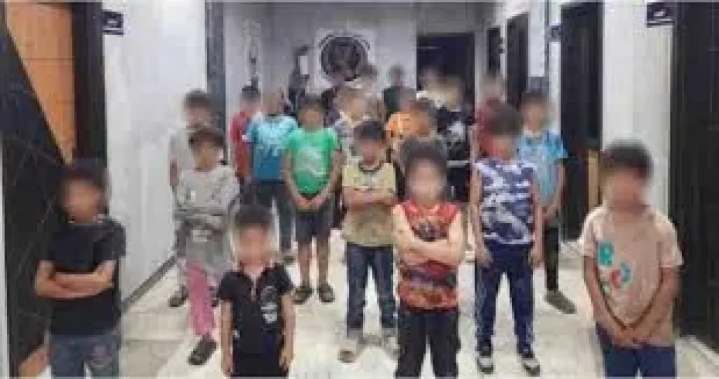 المتهمين 