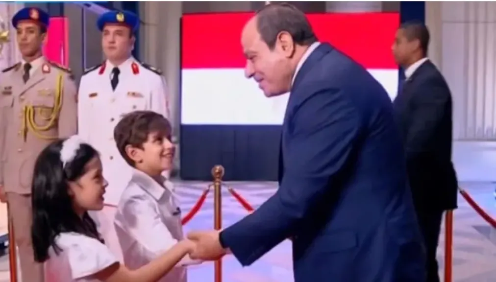 الرئيس السيسي يصل مقر احتفالية وطن السلام بالعاصمة الإدارية الجديدة