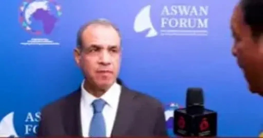 وزير الخارجية 