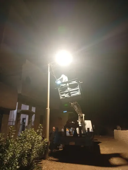 جانب من متابعه 