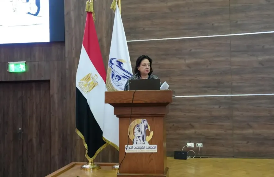 جانب من الندوة 