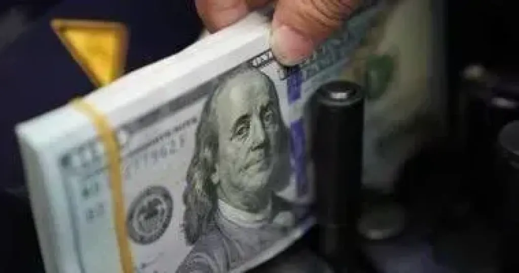 سعر الدولار 