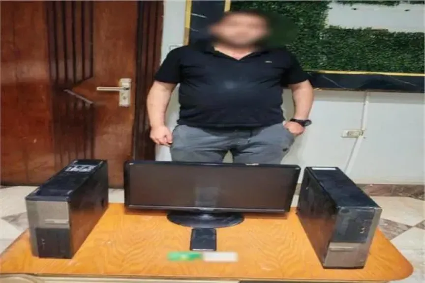 ضبط شخص بالقاهرة لتلاعبه بصور أخبار وزارة الداخلية باستخدام الذكاء الاصطناعي ونشرها بشكل مفبرك