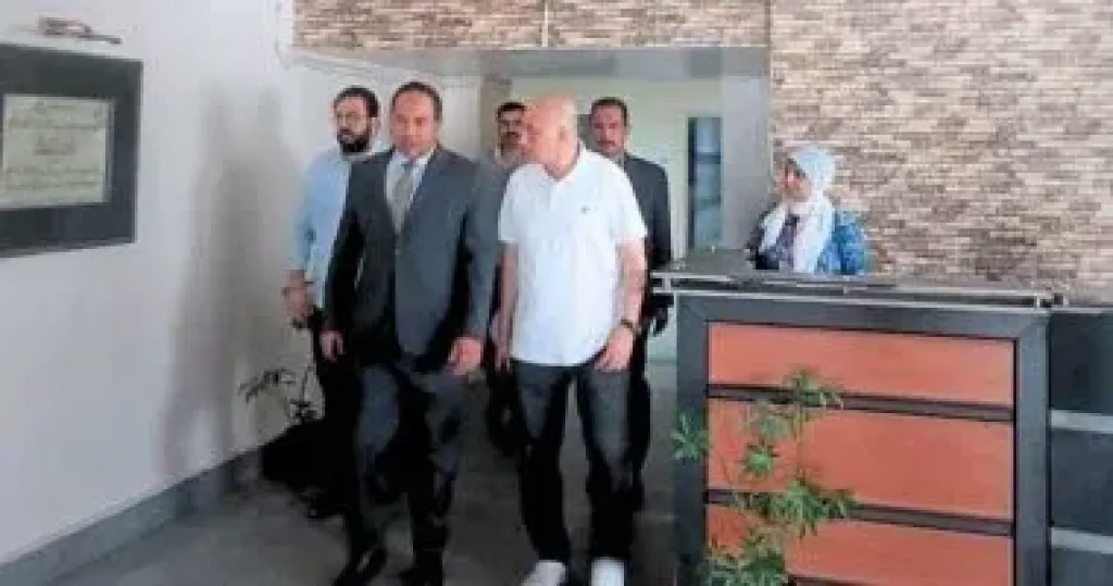 جانب من الجولة 