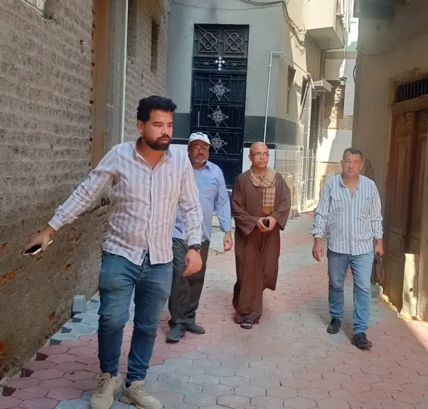  جانب من متابعه العمل