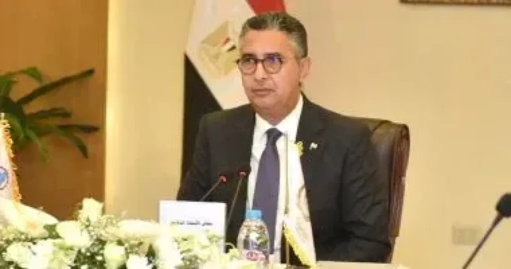 وزير التموين 
