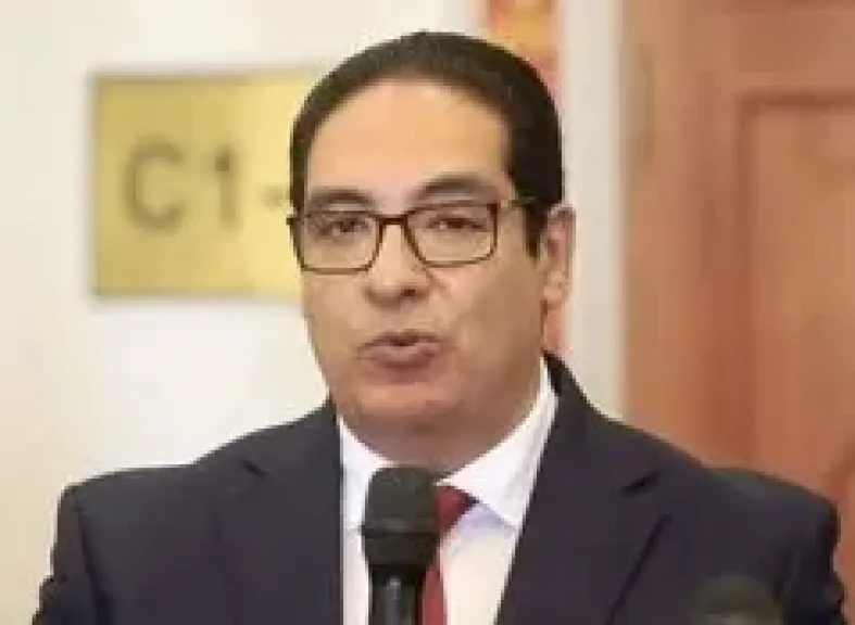 الدكتور محمد سامي عبدالصادق رئيس جامعة القاهرة