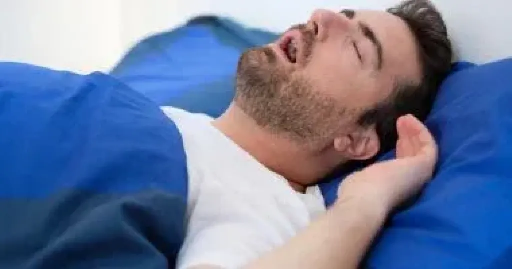 انقطاع التنفس أثناء أثناء اليوم