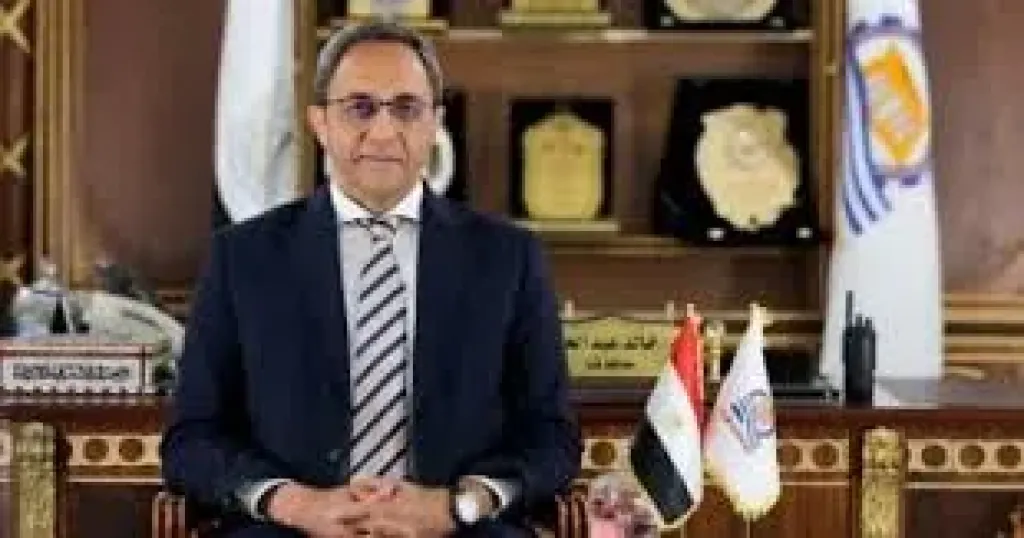 الدكتور خالد عبد الحليم محافظ قنا