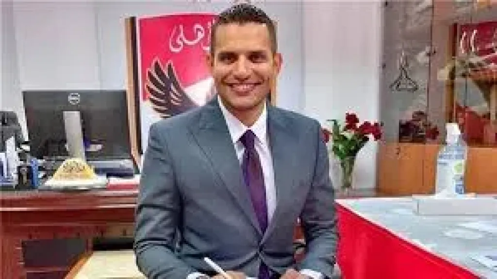 الإعلامى عمر ربيع ياسين