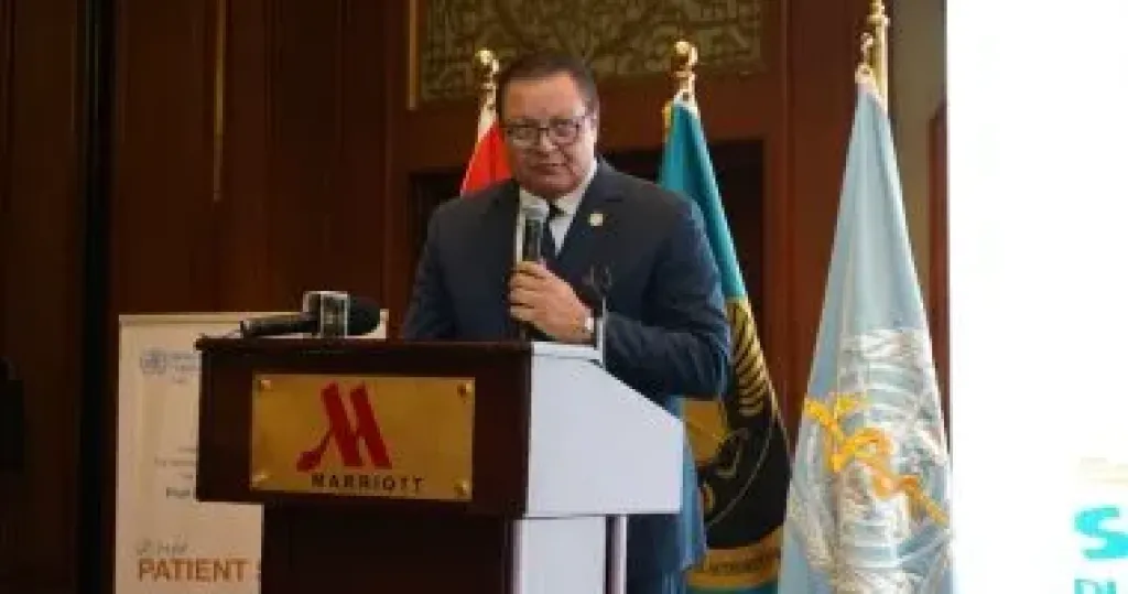 الدكتور أحمد طه رئيس هيئة الاعتماد والرقابة الصحية