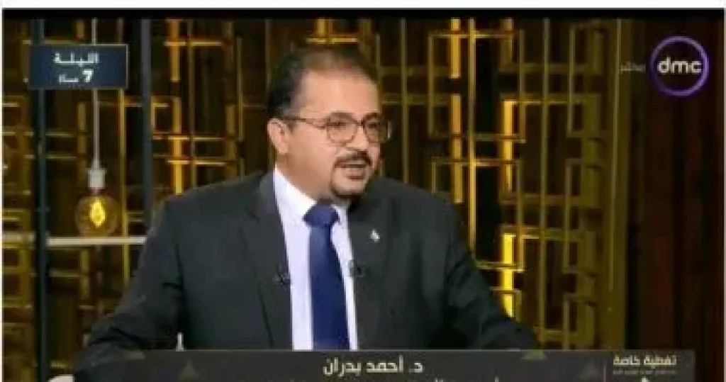 الدكتور أحمد بدران أستاذ الآثار المصرية بجامعة القاهرة