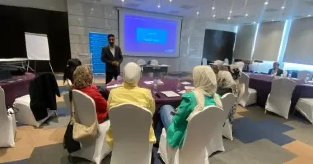 جانب من برنامج تأهيل مسؤولي إشراك المرضى
