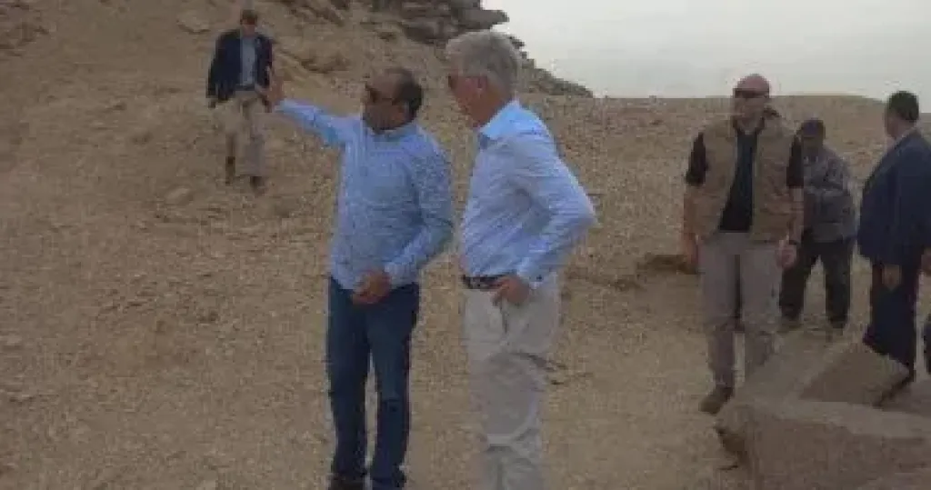جانب من الجولة