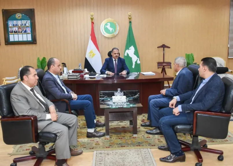 إجتماع محافظ الشرقية 