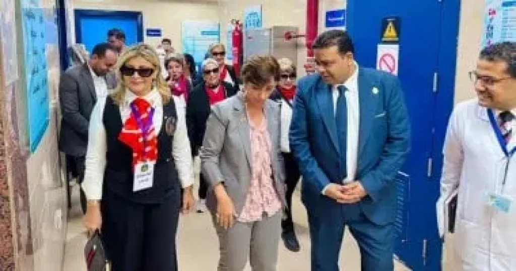 تدشين قسم العلاج الطبيعى بمركز رعاية طفل كوم أمبو