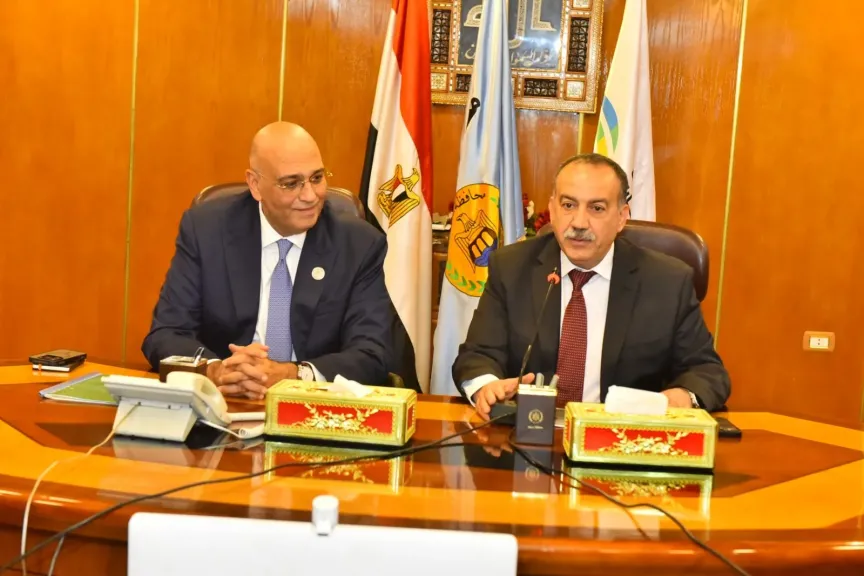 محافظ أسيوط 
