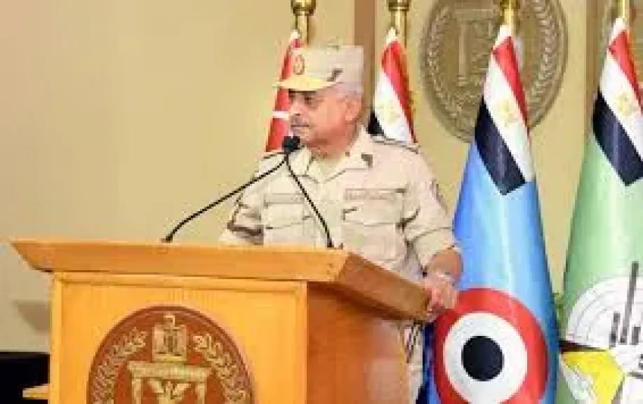الفريق أول عبد المجيد صقر القائد العام للقوات المسلحة وزير الدفاع والإنتاج الحربى