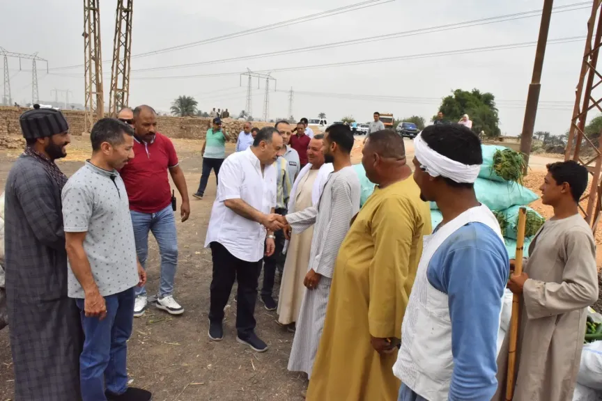 محافظه اسيوط  مع المزارعين 