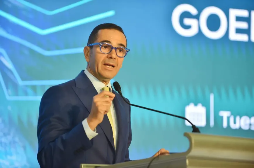 حسن الخطيب وزير الاسثتمار