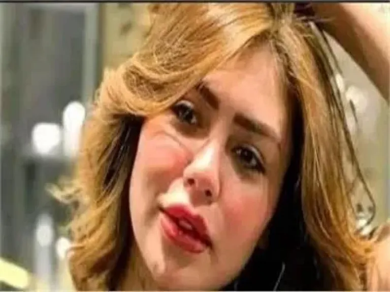 هدير عبد الرازق 