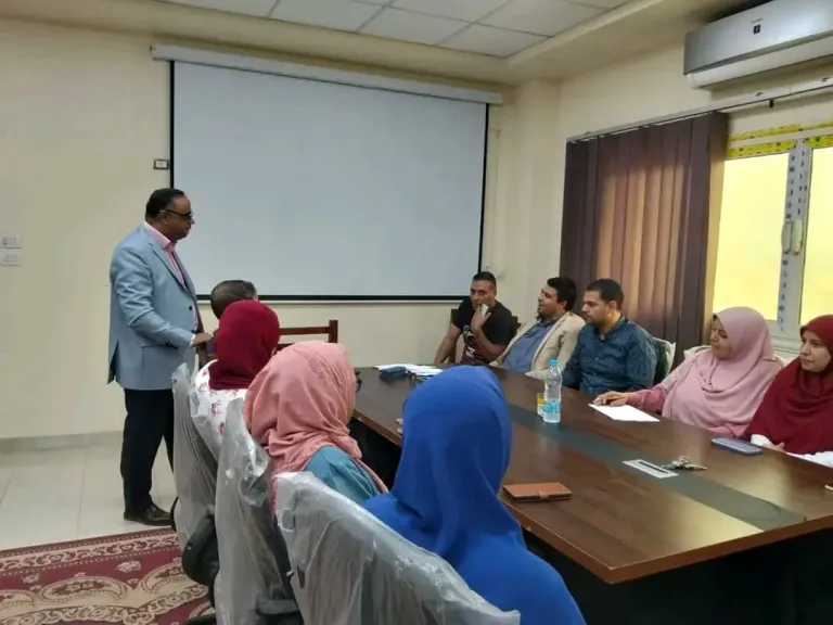 جانب من الورشة