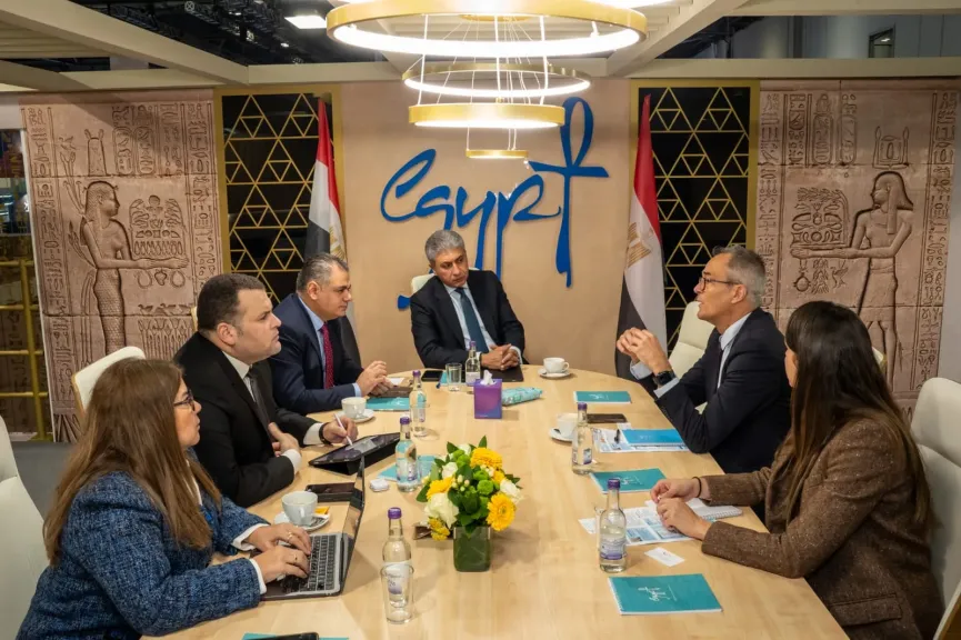 وزير السياحة