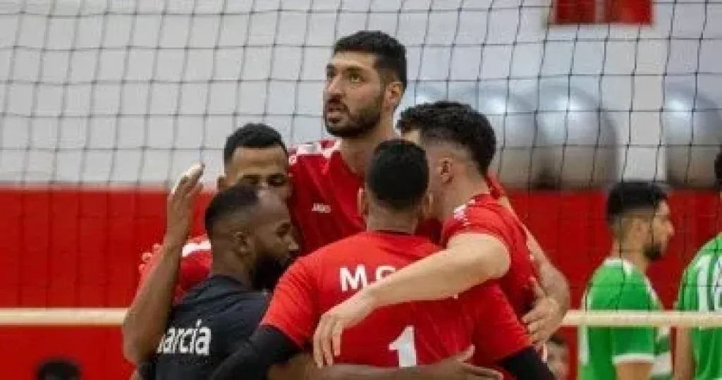 فريق الكرة الطائرة بالنادي الاهلي