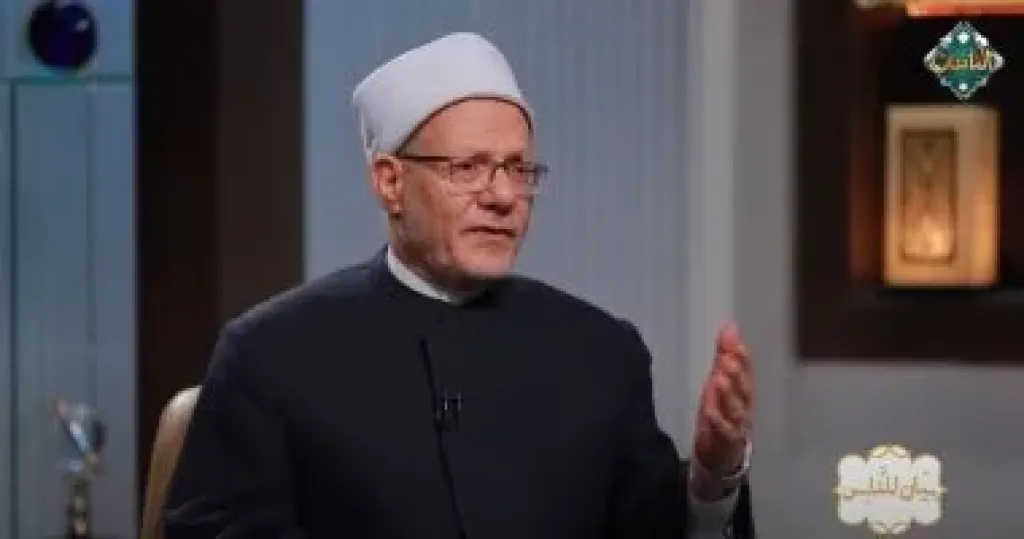 شوقي علام 