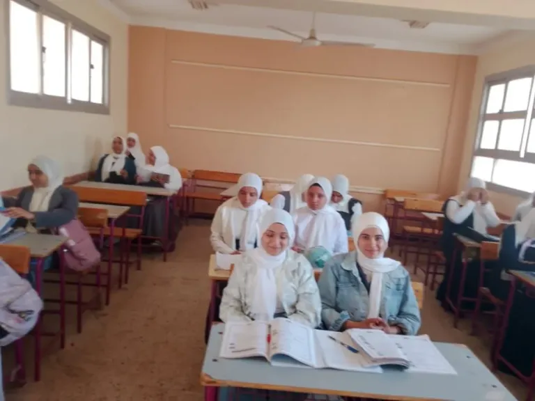 جانب من الندوات