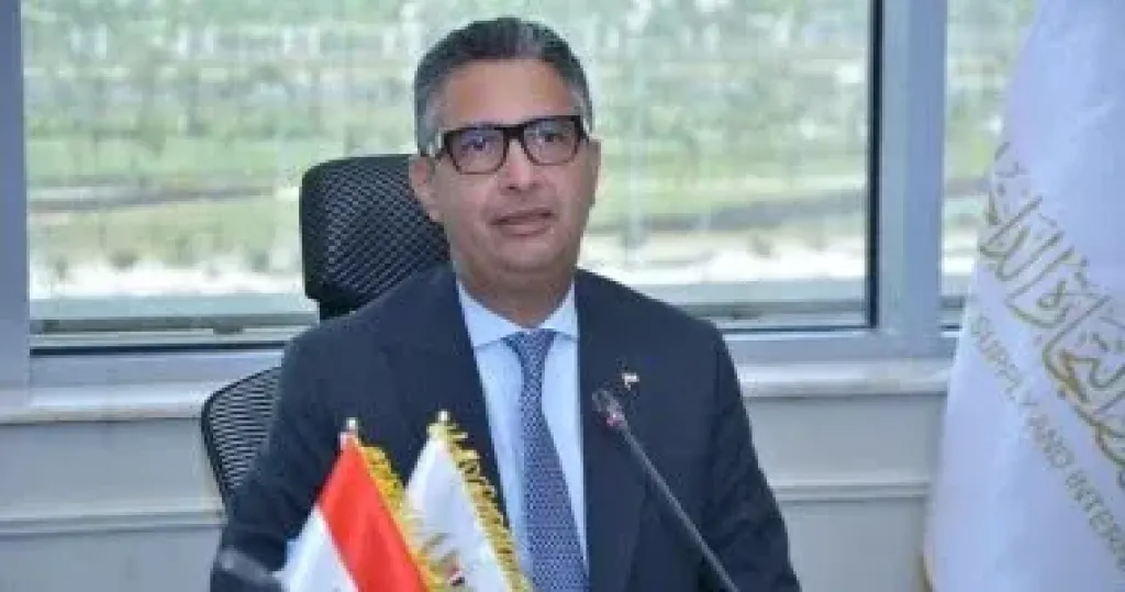 وزير التموين 