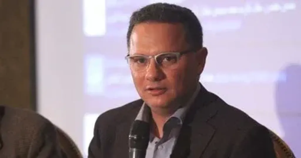 شريف عامر 