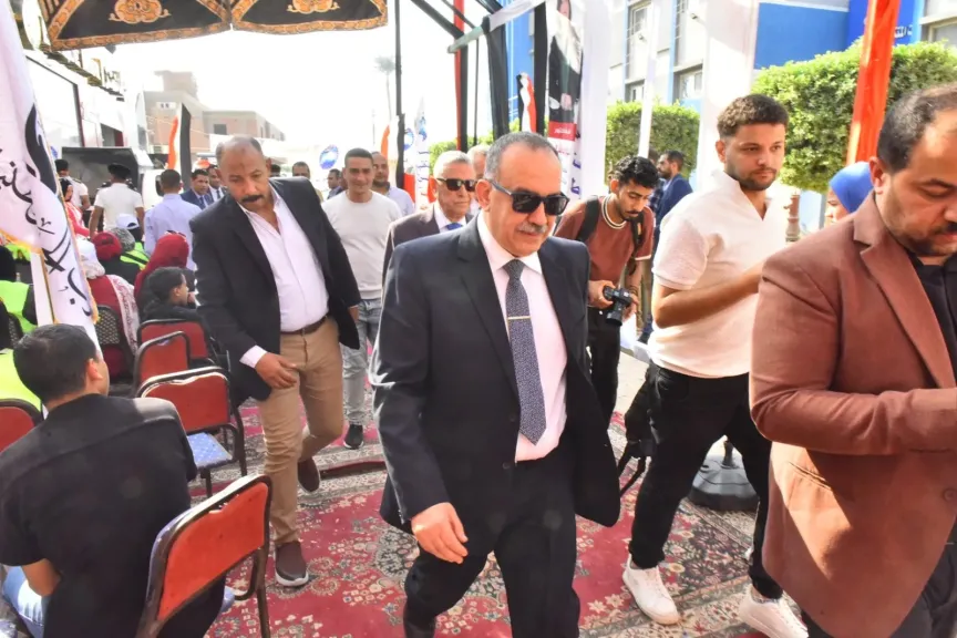 محافظ أسيوط يتفقد الليجن 